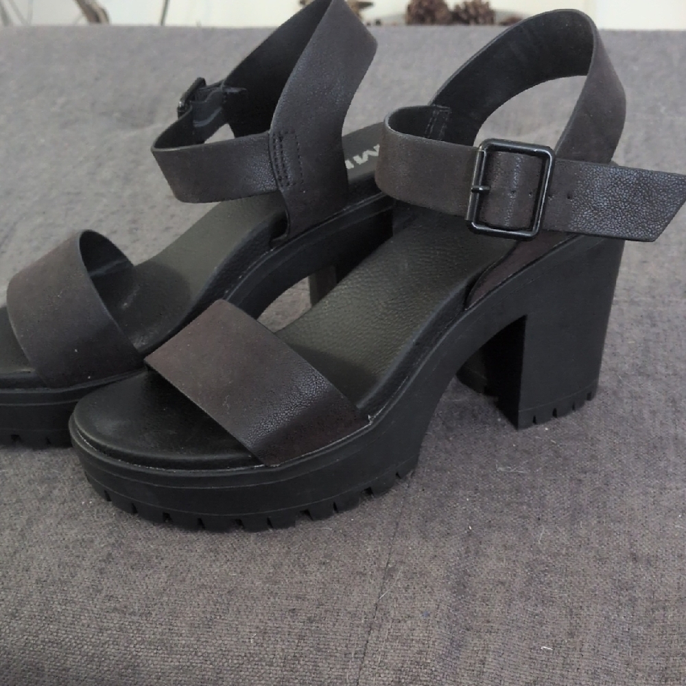 MIA Women's Dark Gray Platform Sandals